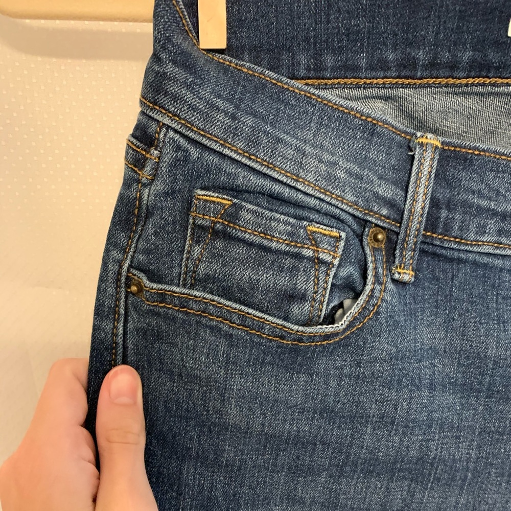 Old Navy Blue Jeans - Picture 3 of 5